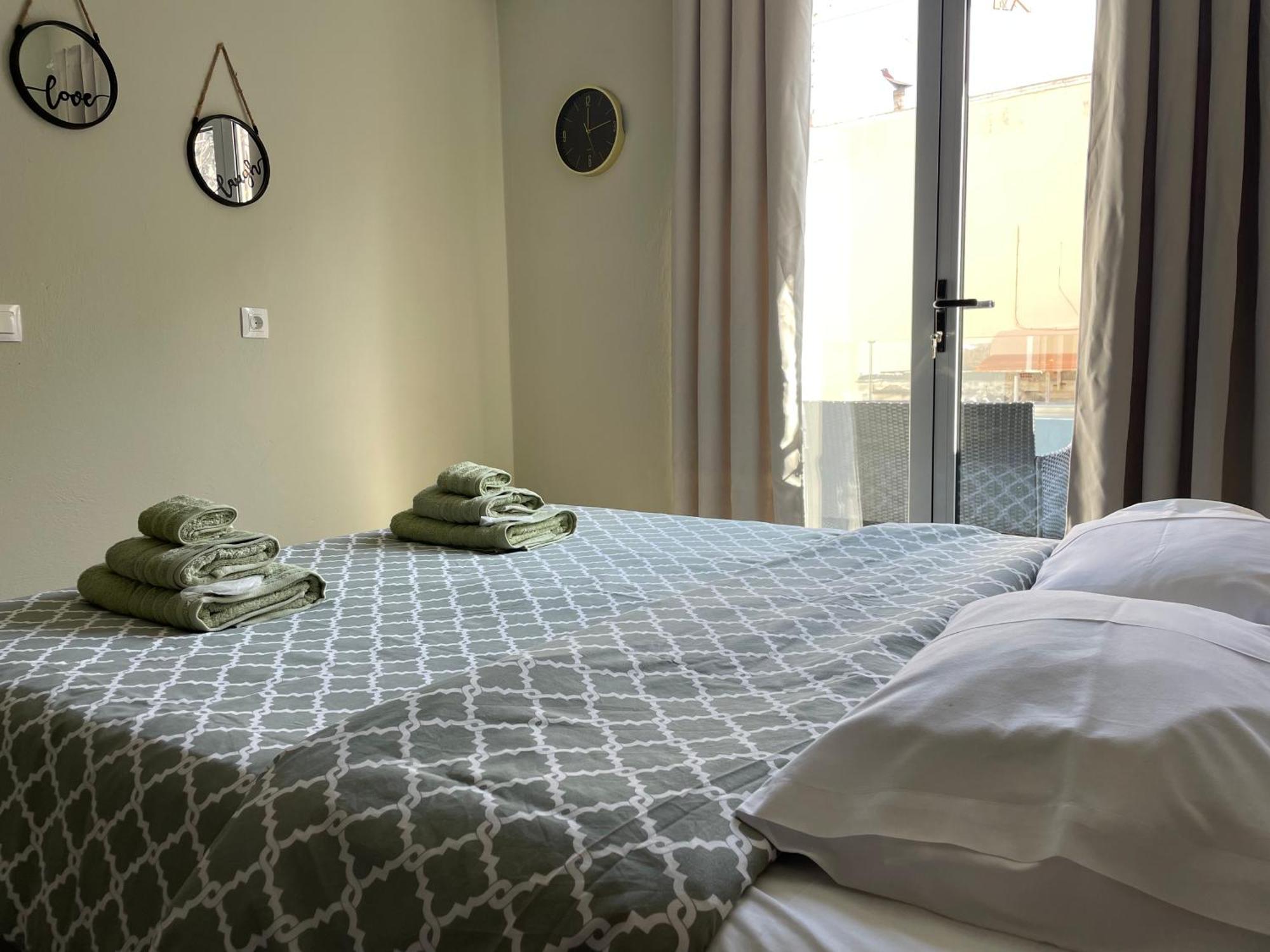 Sea Side Rooms Rhodes City Exterior photo